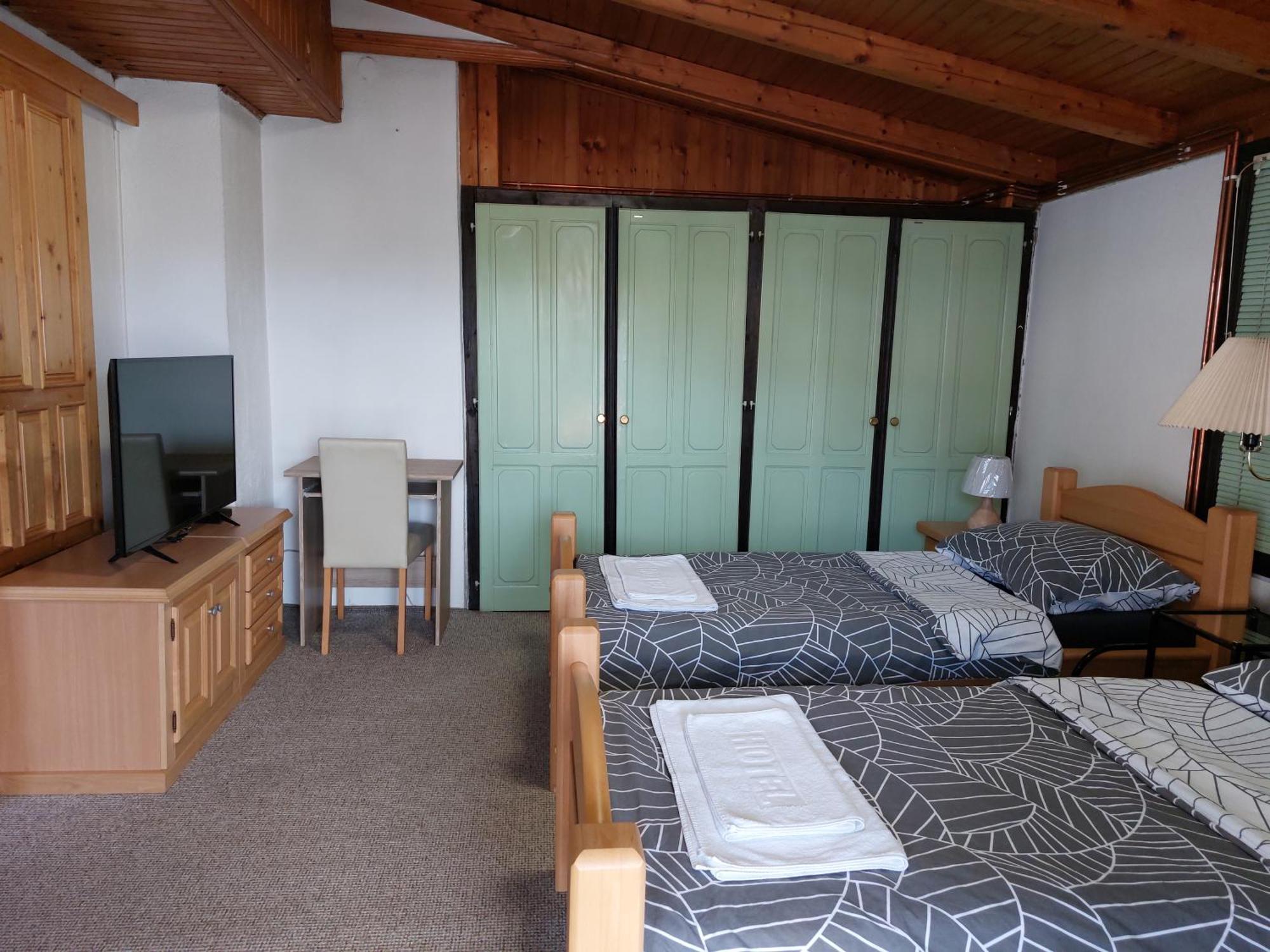 Panorama Travnik Aparthotel Room photo