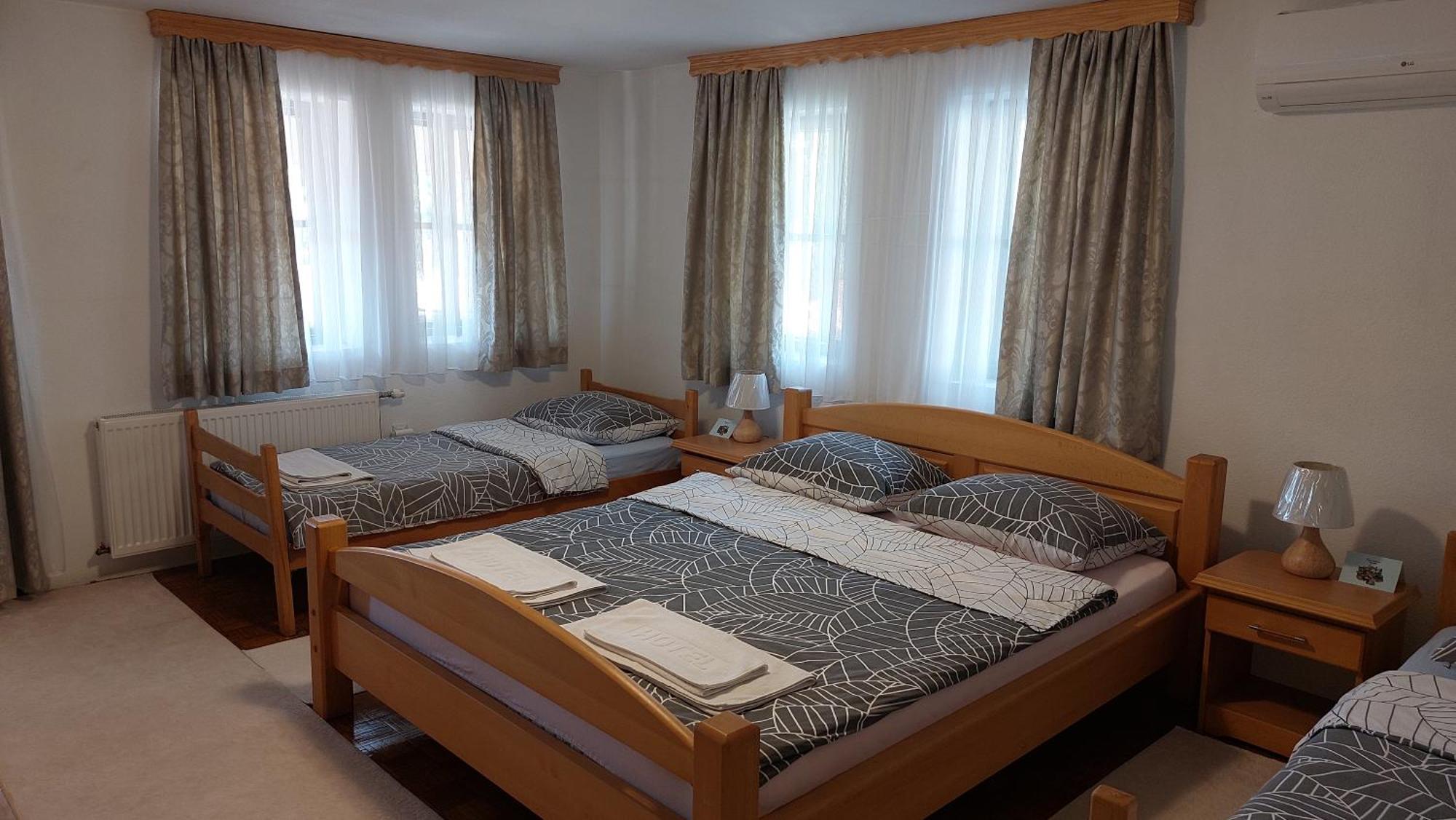 Panorama Travnik Aparthotel Exterior photo